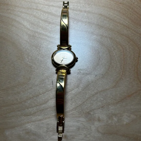 Giorgio Beverly Hills watch - Picture 1 of 8